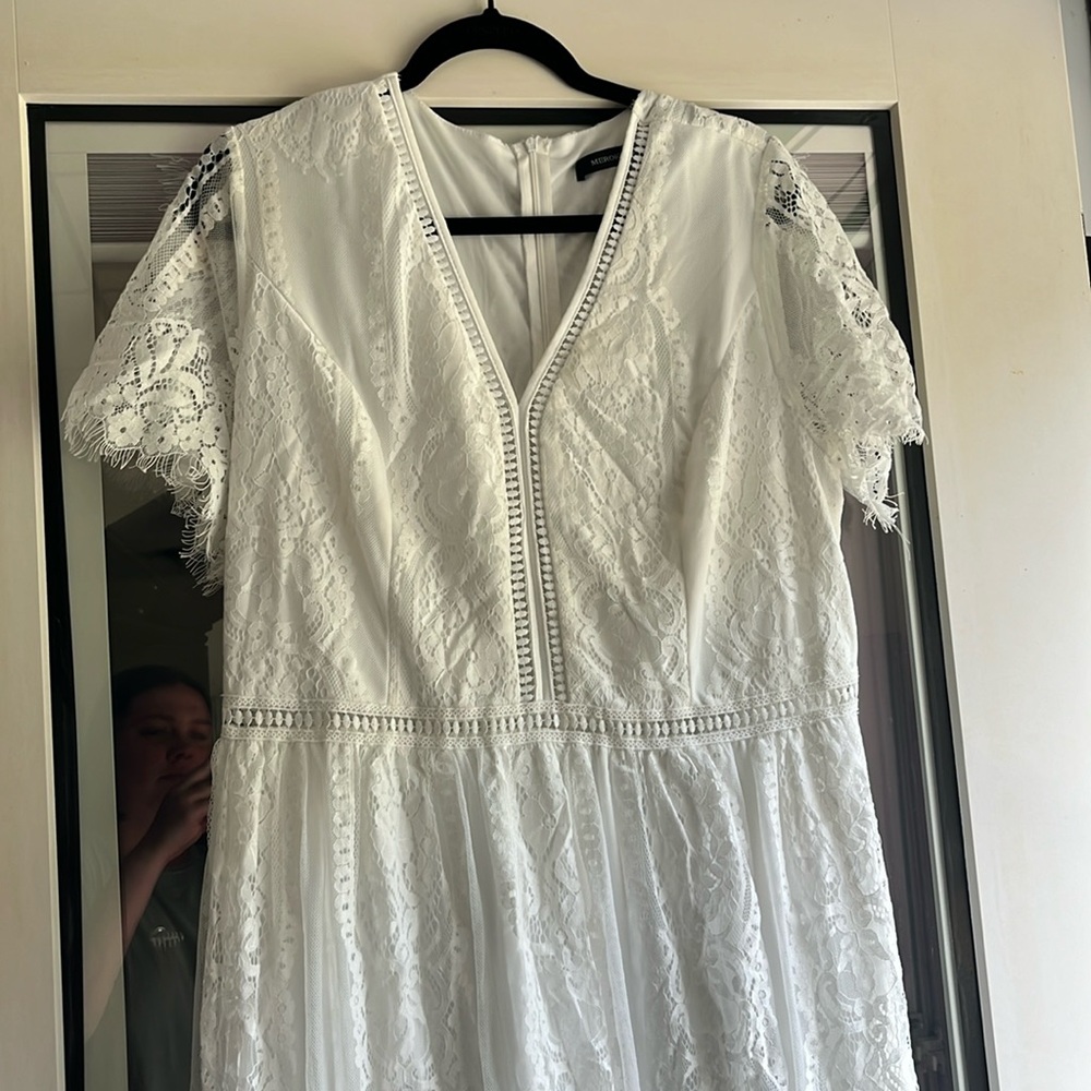 White Lace Bridal Gown